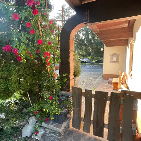 Haus Am Bach アパート *