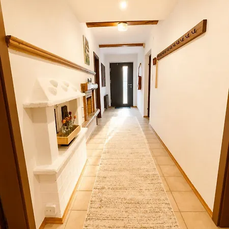 Haus Am Bach 厄尔