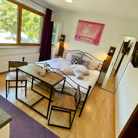 Haus Am Bach 公寓 *